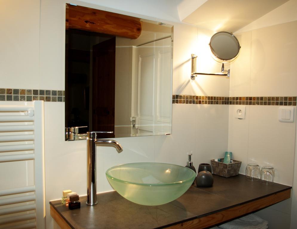Le Mas De La Fontaine Bed and Breakfast Le Pegue Kamer foto
