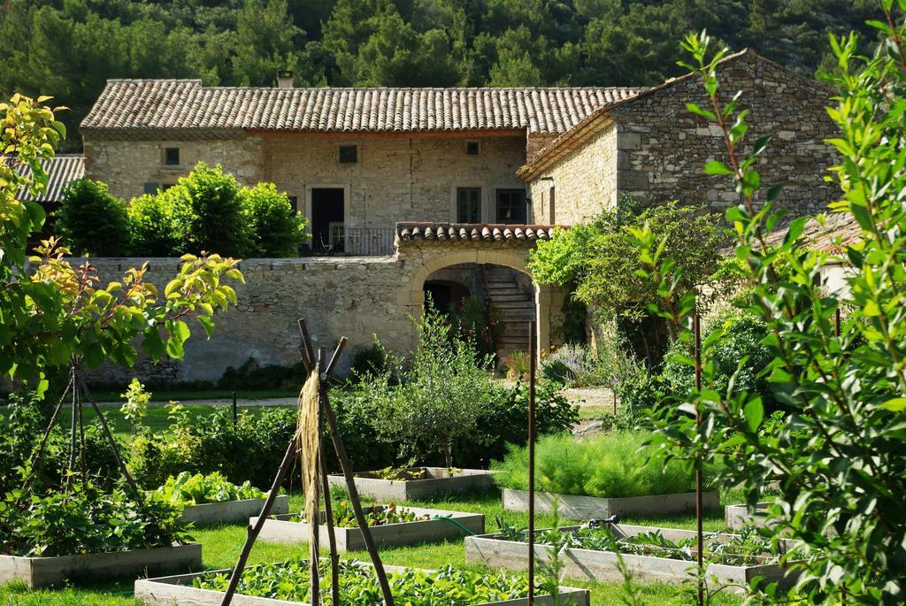 Le Mas De La Fontaine Bed and Breakfast Le Pegue Buitenkant foto