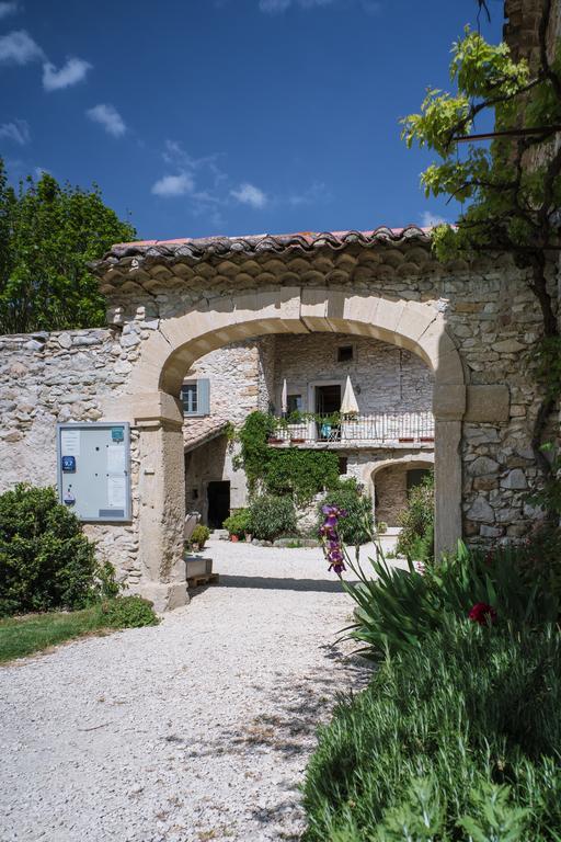 Le Mas De La Fontaine Bed and Breakfast Le Pegue Buitenkant foto